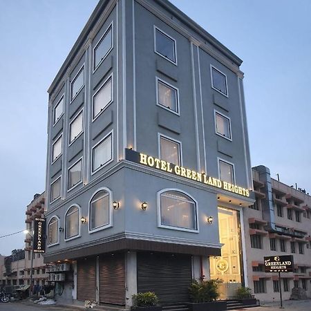 Hotel Green Land Heights 암리차르 외부 사진