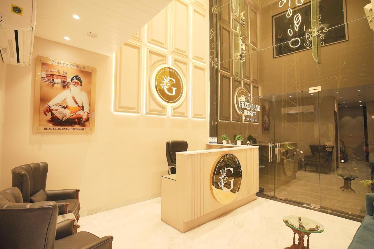 Hotel Green Land Heights 암리차르 외부 사진